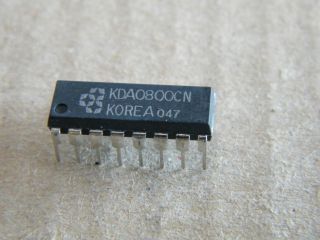 KDA0800CCN = DAC0800 8 BIT D/A CONVERTER