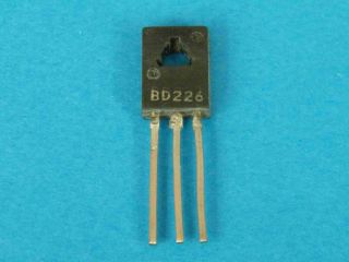 BD226 NPN transistor TO126