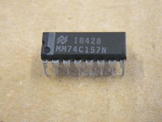 74C157 DIL16  QUAD 2 TO T1 DATA SELECTOR