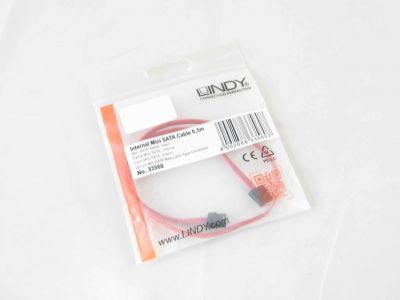 Low Profile Latching SATA Cable, 0.5m LINDY 33560