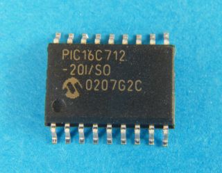PIC16C712-20ISO 8 BIT MICROCONTROLLER  SO28