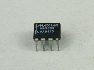  MAX665CPA CMOS SWITCHED CAPACITOR VOLTAGE CONVERTER MAXIM DIP8
